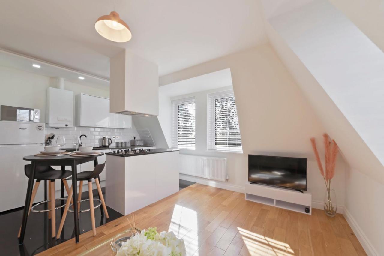 Spacious One Bed Loft Apartment Birchanger Kültér fotó
